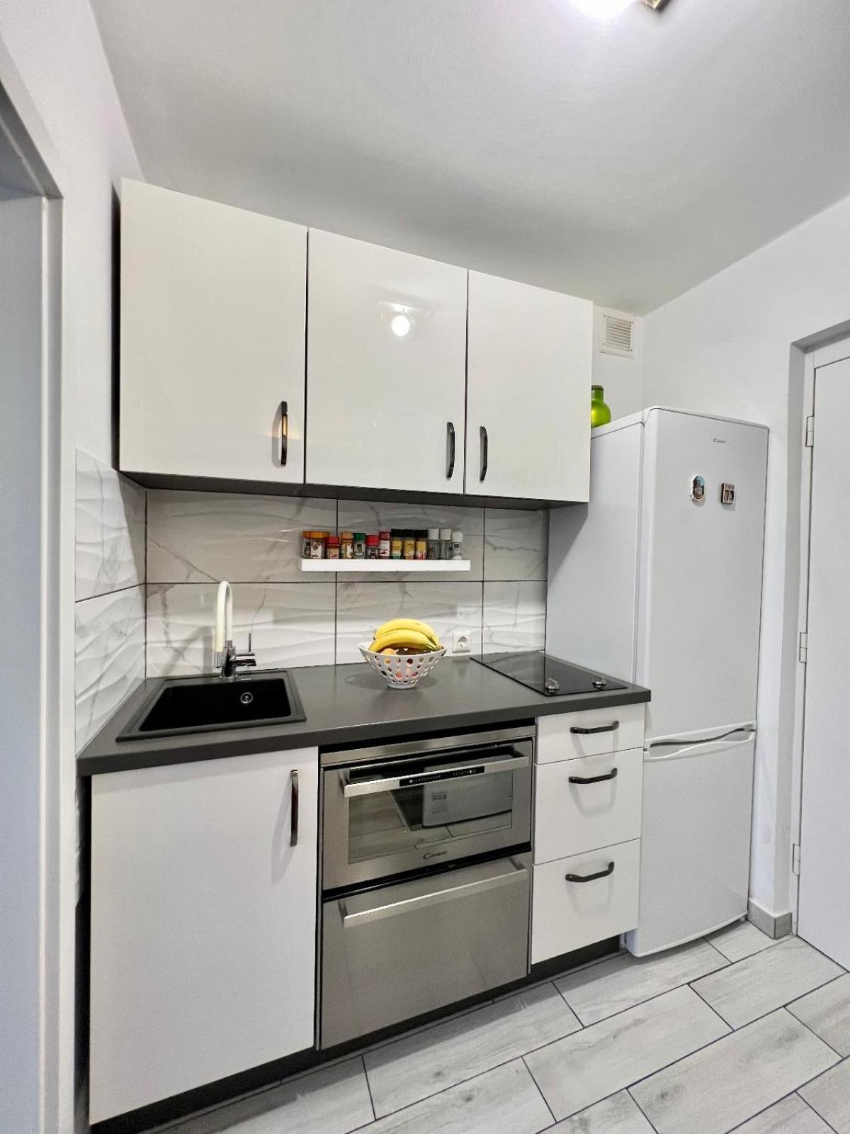 Apartment Z&R Ljubljana Buitenkant foto